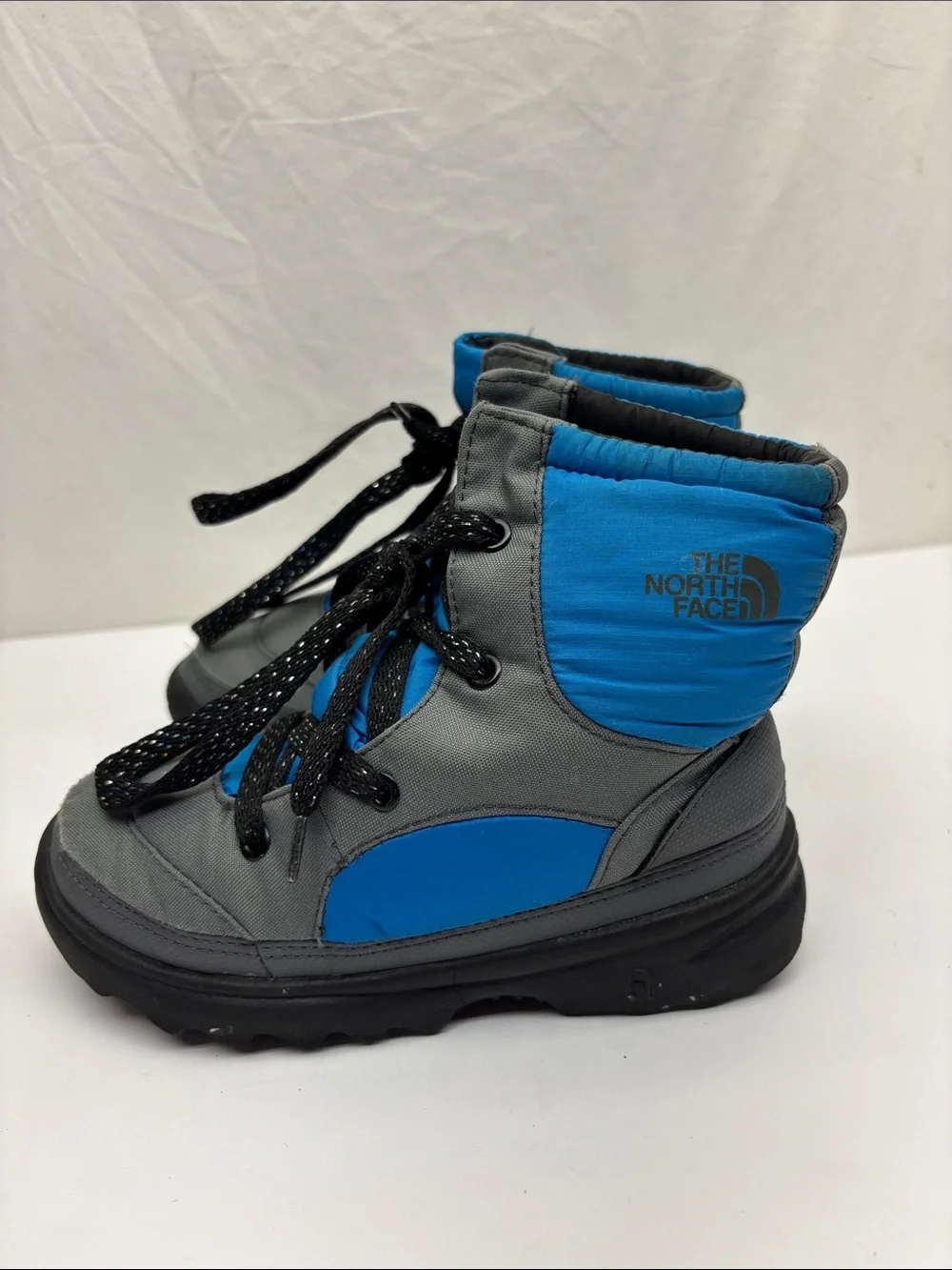 The North Face boots size  13 for little boy, box 73